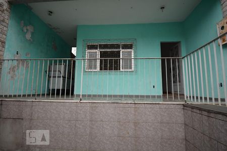 Casa à venda com 240m², 4 quartos e 2 vagasFachada