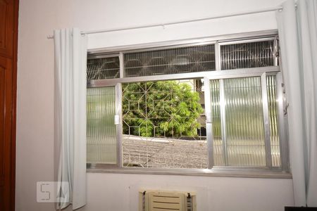 Casa à venda com 240m², 4 quartos e 2 vagasSuíte 1 do Segundo Piso