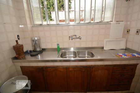 Casa à venda com 240m², 4 quartos e 2 vagasCozinha