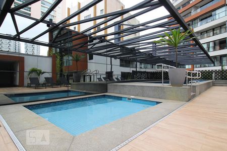 Studio à venda com 40m², 1 quarto e 1 vagaÁrea comum - Piscina