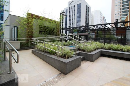 Studio à venda com 40m², 1 quarto e 1 vagaÁrea comum - Piscina