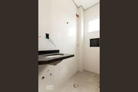 Apartamento à venda com 42m², 2 quartos e sem vagaBanheiro 