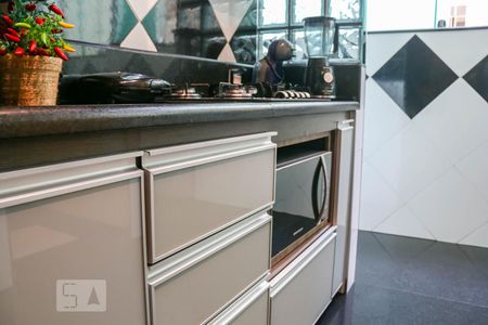 Apartamento à venda com 110m², 4 quartos e 2 vagasCozinha