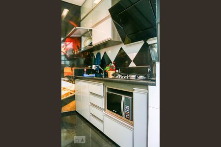 Apartamento à venda com 110m², 4 quartos e 2 vagasCozinha