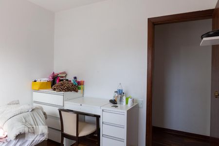 Casa à venda com 275m², 6 quartos e 4 vagas Casa à venda com 275m², 6 quartos e 4 vagasQuarto 3