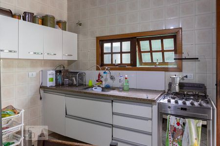 Casa à venda com 275m², 6 quartos e 4 vagas Casa à venda com 275m², 6 quartos e 4 vagasCasa 2 - Cozinha