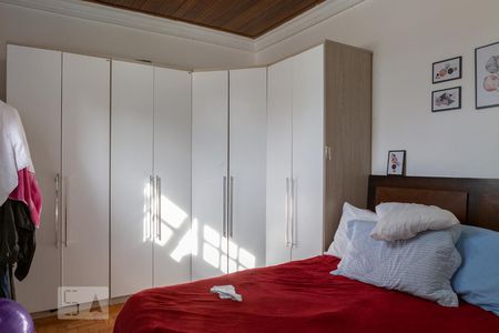 Casa à venda com 275m², 6 quartos e 4 vagas Casa à venda com 275m², 6 quartos e 4 vagasCasa 2 - Quarto 1