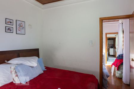 Casa à venda com 275m², 6 quartos e 4 vagas Casa à venda com 275m², 6 quartos e 4 vagasCasa 2 - Quarto 1