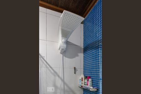 Casa à venda com 275m², 6 quartos e 4 vagas Casa à venda com 275m², 6 quartos e 4 vagasCasa 2 - Banheiro