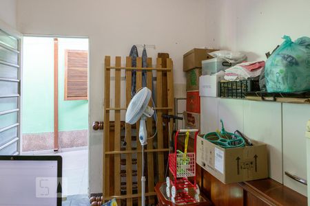 Casa à venda com 275m², 6 quartos e 4 vagas Casa à venda com 275m², 6 quartos e 4 vagasEscritório