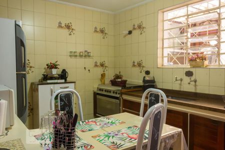 Casa de condomínio à venda com 100m², 2 quartos e 1 vaga Casa de condomínio à venda com 100m², 2 quartos e 1 vagaCozinha