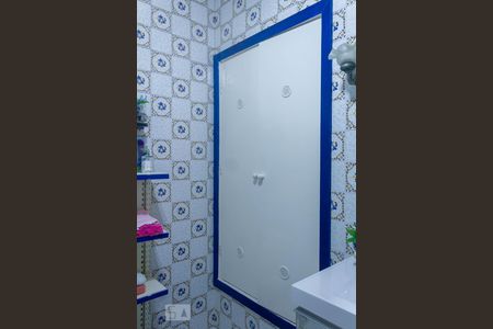 Casa de condomínio à venda com 100m², 2 quartos e 1 vaga Casa de condomínio à venda com 100m², 2 quartos e 1 vagaBanheiro