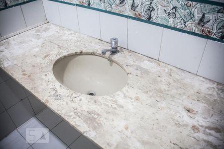 Banheiro - Torneira de apartamento para alugar com 1 quarto, 63m² em Bela Vista, São Paulo