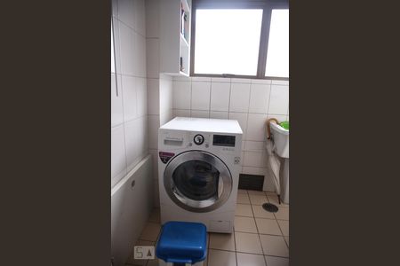 Apartamento à venda com 98m², 2 quartos e 1 vaga Apartamento à venda com 98m², 2 quartos e 1 vagaÁrea de serviço