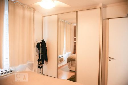 Apartamento à venda com 98m², 2 quartos e 1 vaga Apartamento à venda com 98m², 2 quartos e 1 vagaQuarto 1