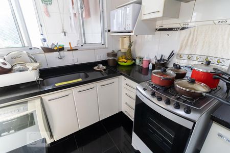 Apartamento à venda com 70m², 2 quartos e 1 vaga Apartamento à venda com 70m², 2 quartos e 1 vagaCozinha