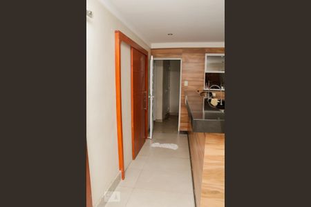 Casa à venda com 300m², 4 quartos e sem vaga Casa à venda com 300m², 4 quartos e sem vagacozinha