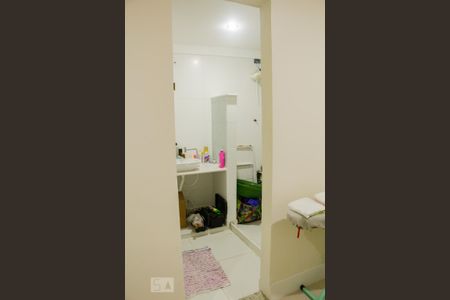 Casa à venda com 300m², 4 quartos e sem vaga Casa à venda com 300m², 4 quartos e sem vagaquarto 3 suíte