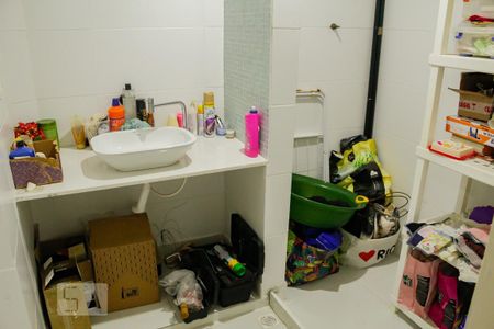 Casa à venda com 300m², 4 quartos e sem vaga Casa à venda com 300m², 4 quartos e sem vagaquarto 3 suíte