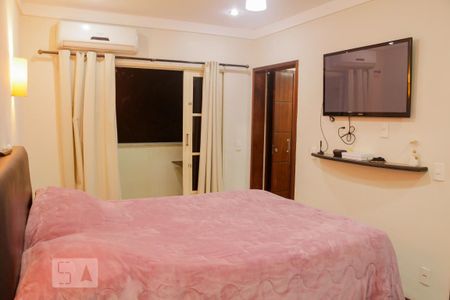 Casa à venda com 300m², 4 quartos e sem vaga Casa à venda com 300m², 4 quartos e sem vagaquarto 2 suíte