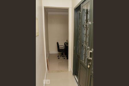 Casa à venda com 300m², 4 quartos e sem vaga