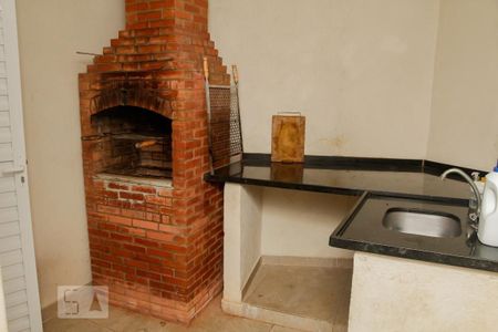 Casa à venda com 300m², 4 quartos e sem vaga Casa à venda com 300m², 4 quartos e sem vagaárea de serviço