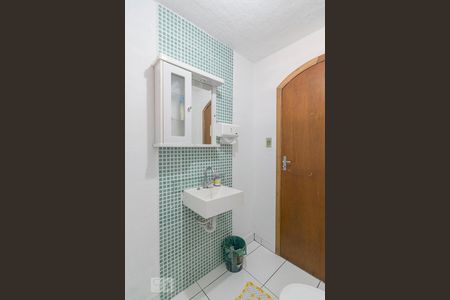 Casa à venda com 235m², 4 quartos e 5 vagas Casa à venda com 235m², 4 quartos e 5 vagasBanheiro 3
