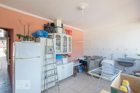 Casa à venda com 235m², 4 quartos e 5 vagas Casa à venda com 235m², 4 quartos e 5 vagasÁrea de Serviço