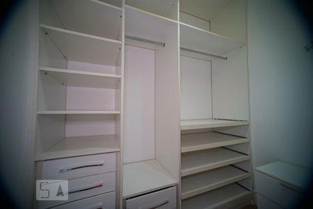Casa à venda com 500m², 5 quartos e 5 vagasSuite 2