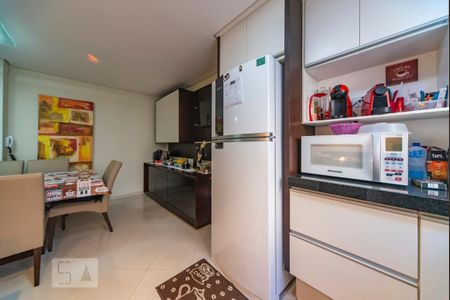 Apartamento à venda com 192m², 3 quartos e 2 vagas Apartamento à venda com 192m², 3 quartos e 2 vagasCozinha