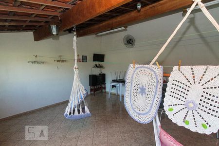 Casa à venda com 118m², 2 quartos e 2 vagas Casa à venda com 118m², 2 quartos e 2 vagasEspaço Gourmet