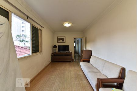 Casa para alugar com 550m², 4 quartos e 6 vagas Casa para alugar com 550m², 4 quartos e 6 vagasSala de Vídeo 2
