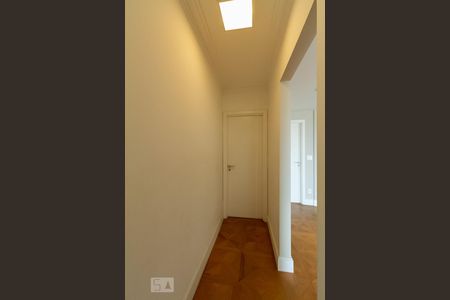 Apartamento à venda com 138m², 2 quartos e 2 vagas Apartamento à venda com 138m², 2 quartos e 2 vagasCorredor das suíte