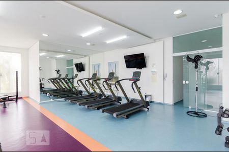Apartamento à venda com 138m², 2 quartos e 2 vagas Apartamento à venda com 138m², 2 quartos e 2 vagasAcademia