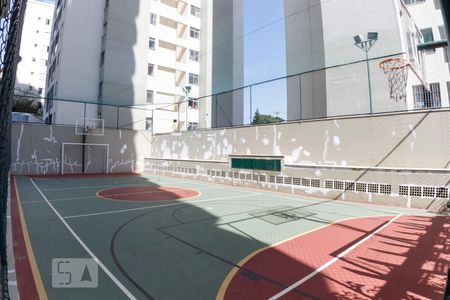 Apartamento à venda com 229m², 4 quartos e 3 vagas Apartamento à venda com 229m², 4 quartos e 3 vagasÁrea comum - Quadra