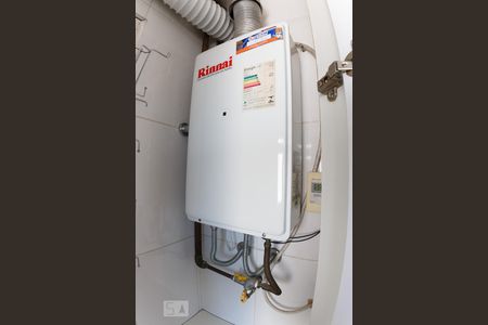 Apartamento à venda com 229m², 4 quartos e 3 vagas Apartamento à venda com 229m², 4 quartos e 3 vagasAquecedor