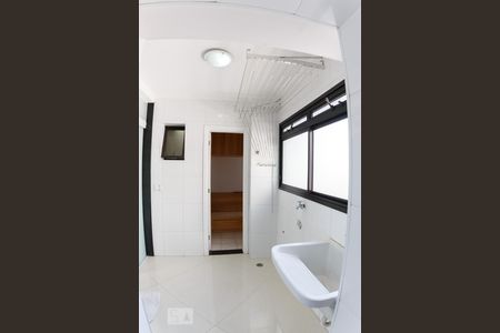 Apartamento à venda com 229m², 4 quartos e 3 vagas Apartamento à venda com 229m², 4 quartos e 3 vagasÁrea de Serviço