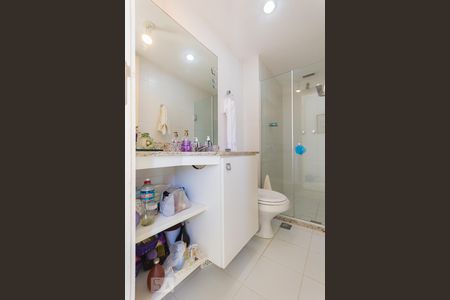 Apartamento à venda com 120m², 3 quartos e 2 vagasBanheiro Social 2