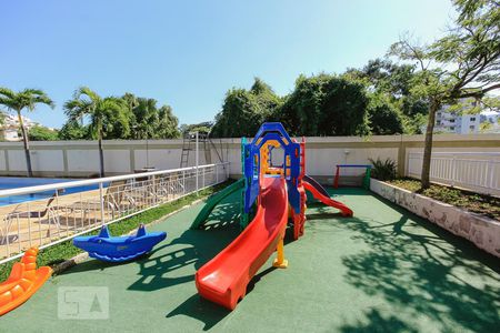Apartamento à venda com 120m², 3 quartos e 2 vagasPlayground