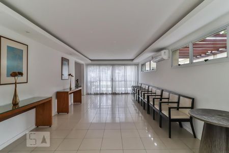 Apartamento à venda com 120m², 3 quartos e 2 vagasSalão de Festas