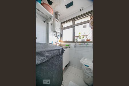 Apartamento à venda com 300m², 4 quartos e 3 vagas Apartamento à venda com 300m², 4 quartos e 3 vagasÁrea de Serviço