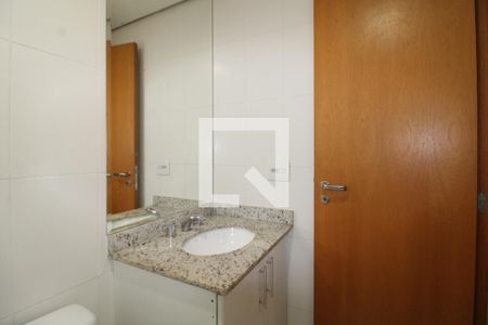 Apartamento para alugar com 57m², 2 quartos e 1 vagaBanheiro 1