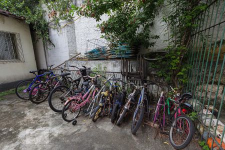 Apartamento à venda com 47m², 2 quartos e 1 vaga Apartamento à venda com 47m², 2 quartos e 1 vagaBicicletário