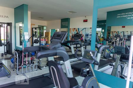 Apartamento à venda com 150m², 3 quartos e 2 vagas Apartamento à venda com 150m², 3 quartos e 2 vagasAcademia