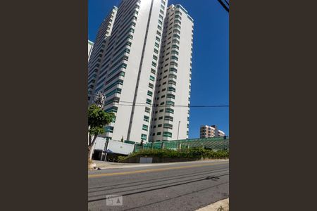 Apartamento à venda com 150m², 3 quartos e 2 vagas Apartamento à venda com 150m², 3 quartos e 2 vagasFachada
