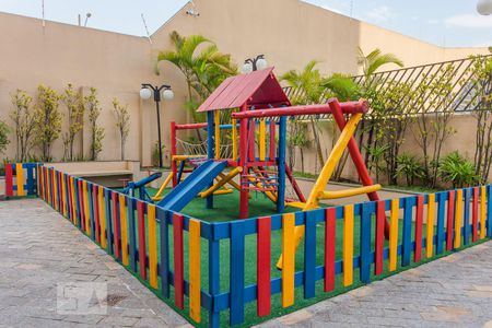 Apartamento à venda com 56m², 2 quartos e 1 vaga Apartamento à venda com 56m², 2 quartos e 1 vagaÁrea Comum - Playground