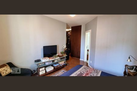 Apartamento para alugar com 230m², 4 quartos e 4 vagasQuarto