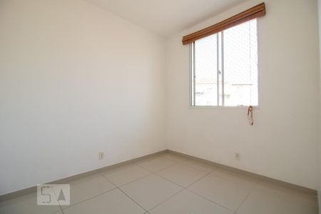 Quarto 1 de apartamento para alugar com 3 quartos, 52m² em Parada de Lucas, Rio de Janeiro