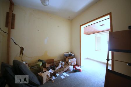 Casa à venda com 253m², 4 quartos e 3 vagasSala