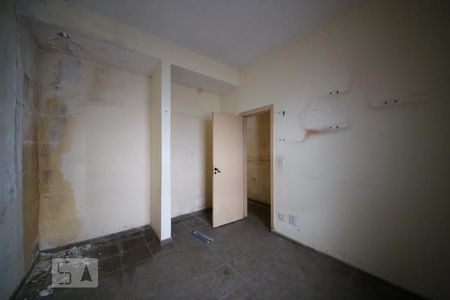 Casa à venda com 253m², 4 quartos e 3 vagasQuarto 2